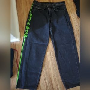 Rag & Bone Neon Green Cursive Grey Jeans, straight fit and cropped